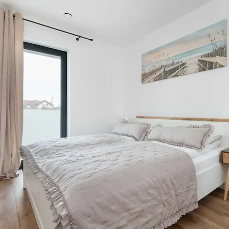 Appartamento Jasny Z Sypialnia I Balkonem By Renters