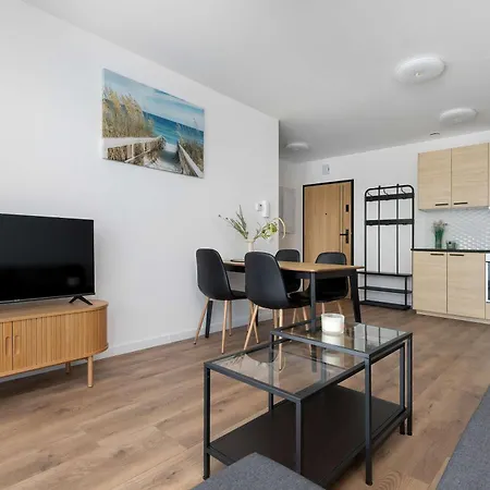 Jasny Z Sypialnia I Balkonem By Renters