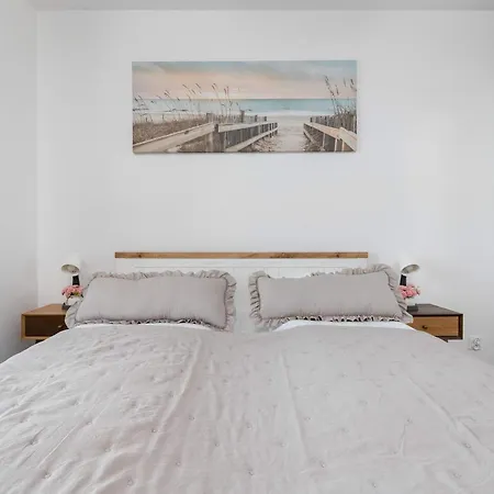 Jasny Z Sypialnia I Balkonem By Renters شقة *