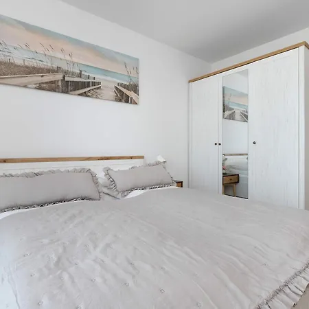 Jasny Z Sypialnia I Balkonem By Renters Appartamento *